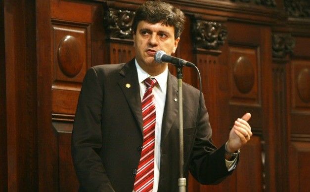 O CAPITAL PRIVADO EM CAMPANHAS