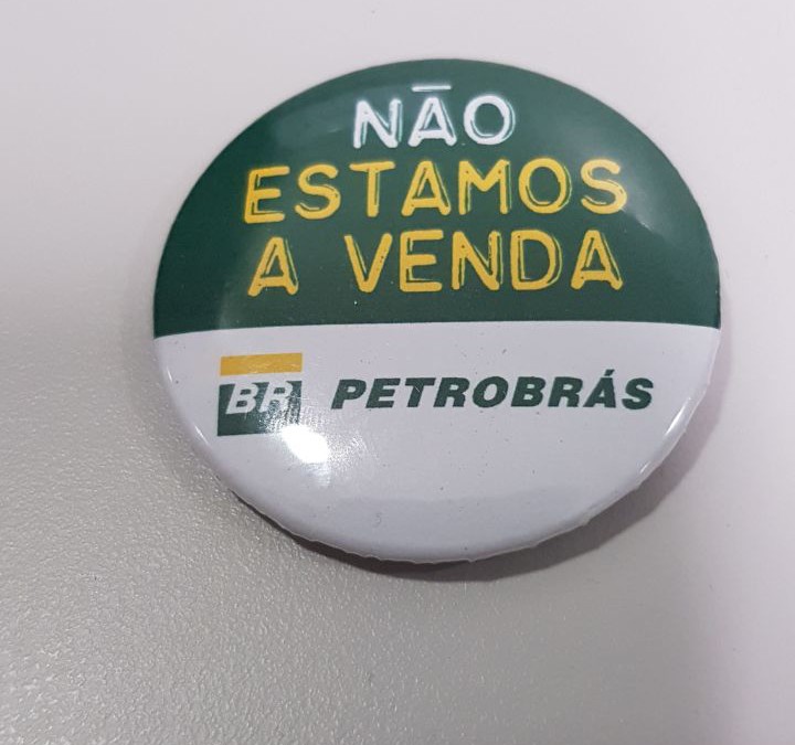 E segue o golpe…
